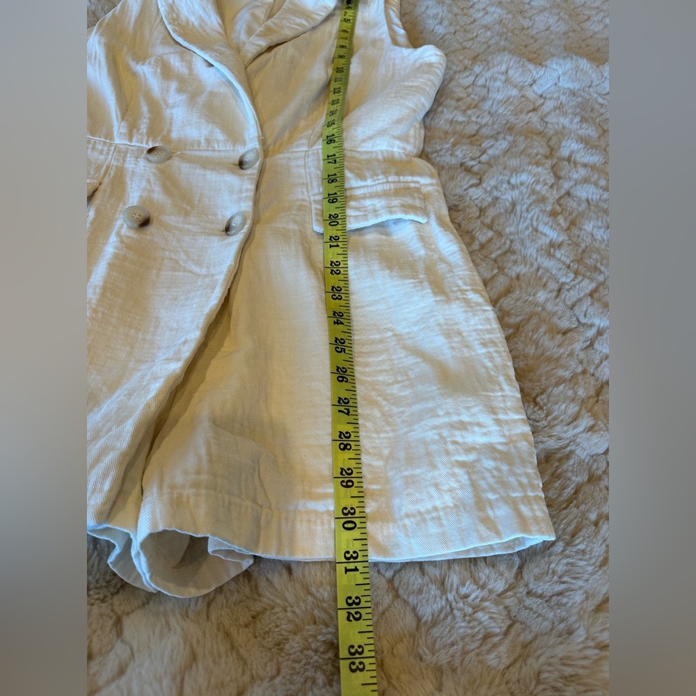 Steve Madden Cream Sleeveless Romper - Picture 10 of 10